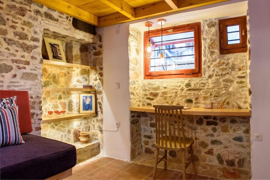 Апартаменты Lavrio Stone House 5 Min From The Centre/Port Экстерьер фото