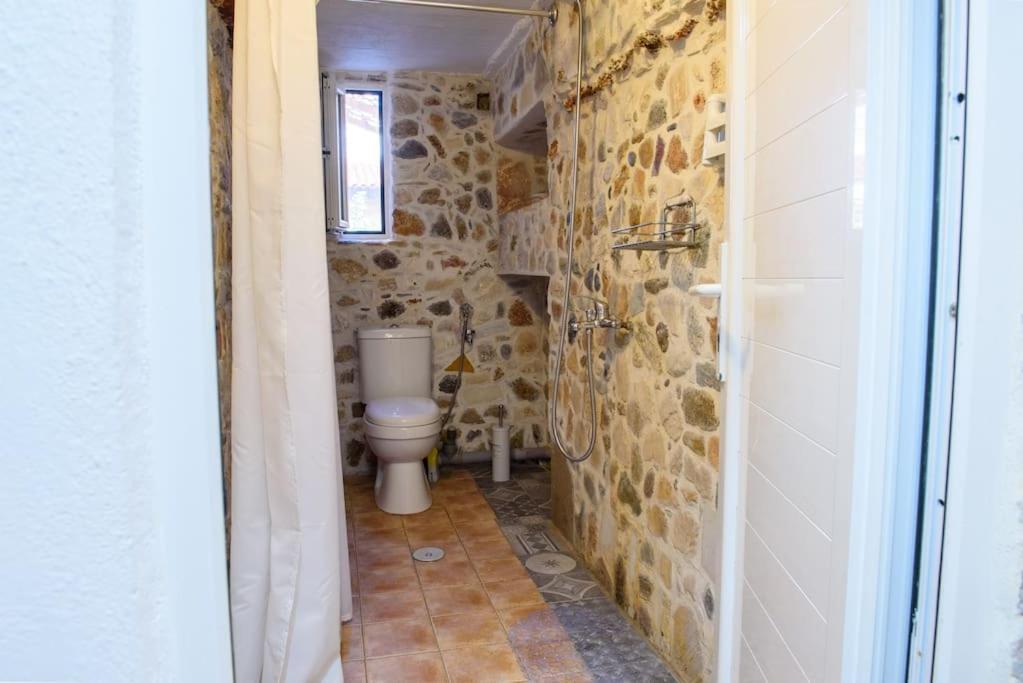 Апартаменты Lavrio Stone House 5 Min From The Centre/Port Экстерьер фото