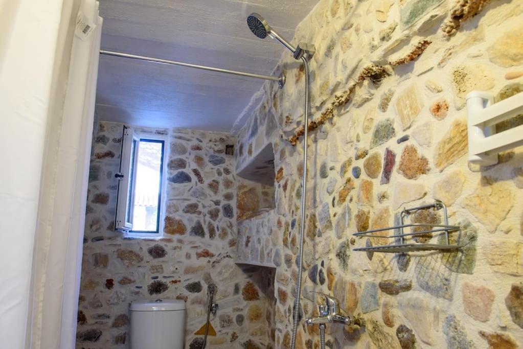 Апартаменты Lavrio Stone House 5 Min From The Centre/Port Экстерьер фото